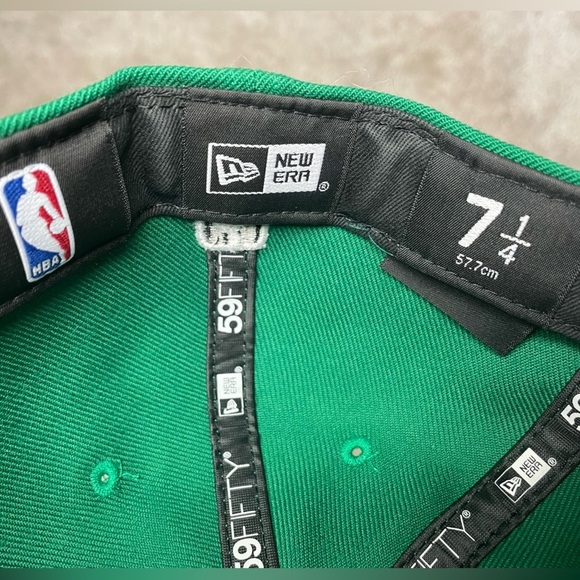 New Era 59fifty NBA Boston Celtics Fitted Green Baseball Hat,  Size 7 1/4, Byrd - Picture 8 of 8
